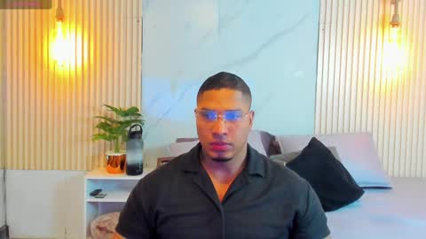 Snapshot of simeone_panda chatting on February 2025 12:16:01 PM simeone_panda online show from February 2025 12:16:01 PM