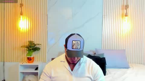 Snapshot of simeone_panda chatting on February 2025 11:41:02 AM simeone_panda online show from February 2025 11:41:02 AM