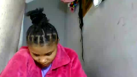 simirna98 online show from July 2026 06:10:02 PM