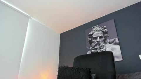 Snapshot of simon_leon01 chatting on December 2024 01:55:02 PM simon_leon01 online show from December 2024 01:55:02 PM