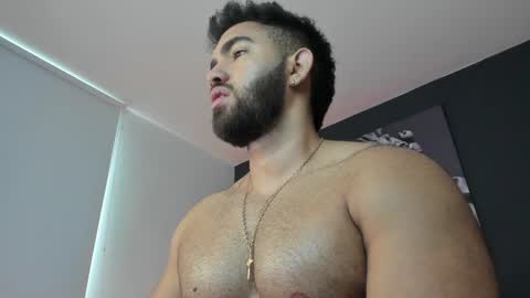 Snapshot of simon_leon01 chatting on January 2025 12:47:02 PM simon_leon01 online show from January 2025 12:47:02 PM