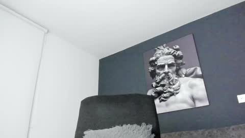 Snapshot of simon_leon01 chatting on January 2025 11:22:01 PM simon_leon01 online show from January 2025 11:22:01 PM