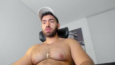 simon_leon01 online show from January 2026 12:47:02 AM