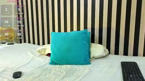 Simon  online show from March 2026 12:08:01 PM