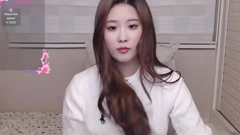 simonastephanie online show from November 2025 04:18:02 PM