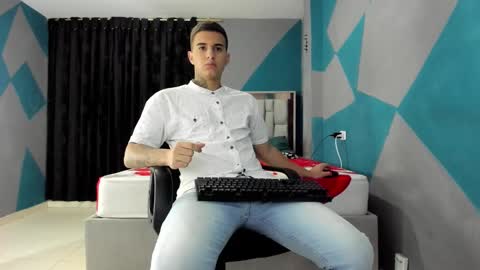 SIMON KELER online show from December 2024 11:28:01 PM