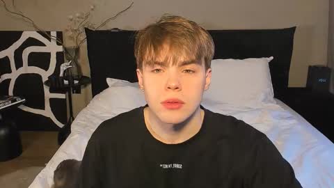 Simon online show from December 2025 09:04:01 AM