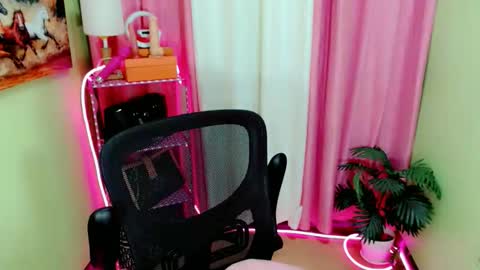 Snapshot of simplepinayx chatting on May 2026 05:58:01 AM call me nath online show from May 2026 05:58:01 AM