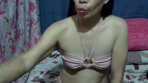 Snapshot of simply_me143 chatting on February 2026 11:46:02 AM mia online show from February 2026 11:46:02 AM