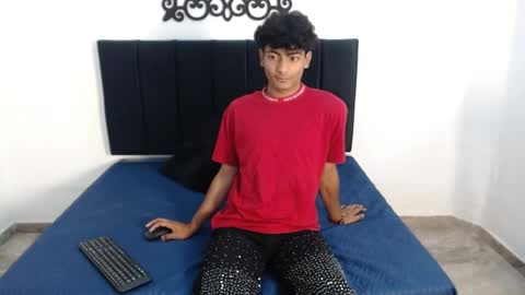 Snapshot of sinboy_ chatting on April 2026 11:13:01 AM online show from April 2026 11:13:01 AM