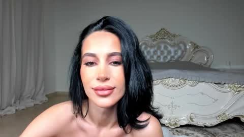 C online show from November 2025 06:18:01 PM