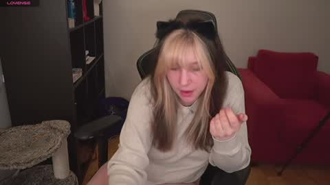 Snapshot of sinforyou_ chatting on March 2026 01:31:01 AM wwoooooooooooof online show from March 2026 01:31:01 AM