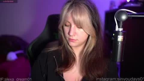 Snapshot of sinforyou_ chatting on April 2026 01:06:02 AM wwoooooooooooof online show from April 2026 01:06:02 AM