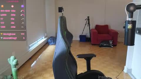 Snapshot of sinforyou_ chatting on April 2026 10:21:02 PM wwoooooooooooof online show from April 2026 10:21:02 PM