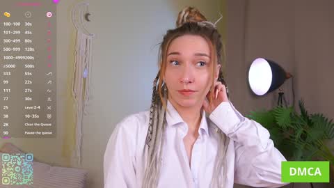   online show from October 2025 05:08:01 AM