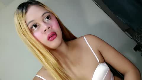 Snapshot of sinfulrose_ chatting on April 2026 09:56:02 PM sinfulrose_ online show from April 2026 09:56:02 PM