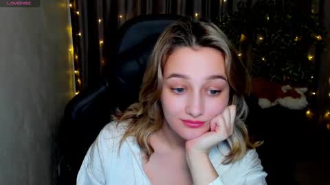 Sinty Noria online show from February 2025 07:34:01 AM