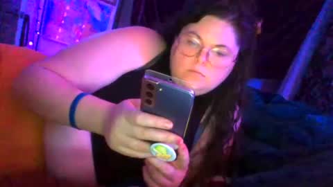 Siofra online show from October 2025 02:54:01 AM