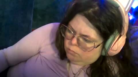 Siofra online show from November 2025 07:09:02 AM