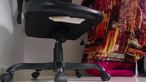 only foot                         worshipers here online show from February 2025 06:53:01 PM