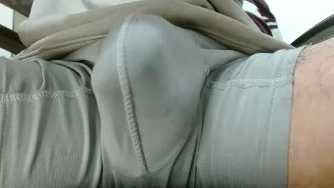 AlphaMaster Rodrick online show from October 2025 03:40:01 AM