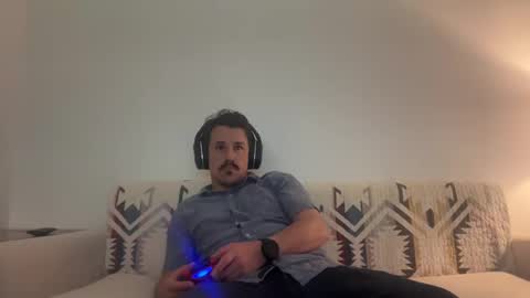 Snapshot of sirbubblesworth chatting on January 2025 09:34:01 AM sirbubblesworth online show from January 2025 09:34:01 AM