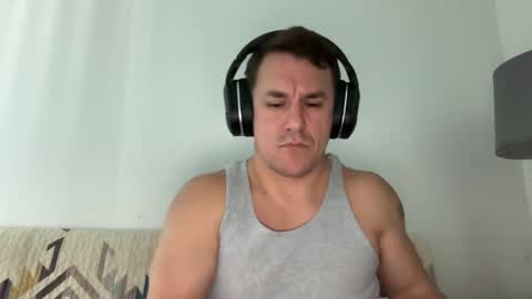 Snapshot of sirbubblesworth chatting on March 2025 07:50:02 PM sirbubblesworth online show from March 2025 07:50:02 PM