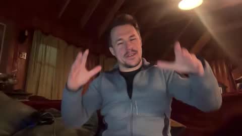 Snapshot of sirbubblesworth chatting on January 2026 03:01:01 AM sirbubblesworth online show from January 2026 03:01:01 AM