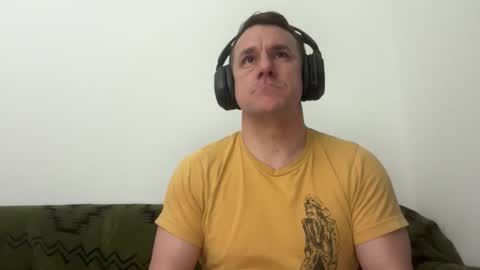 Snapshot of sirbubblesworth chatting on April 2026 11:13:02 AM sirbubblesworth online show from April 2026 11:13:02 AM