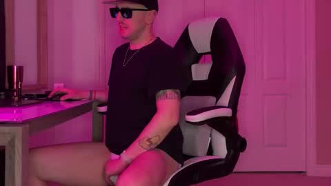 Snapshot of sirdaddymcqween chatting on January 2026 02:48:02 AM Sir Daddy McQween online show from January 2026 02:48:02 AM