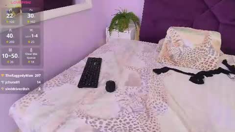 Snapshot of sirenyrouss chatting on July 2026 08:10:01 AM sirenyrouss online show from July 2026 08:10:01 AM