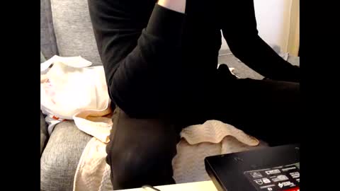 looking for older male ore female to use me sexually and be good to me ahhhhh online show from January 2025 03:50:01 PM