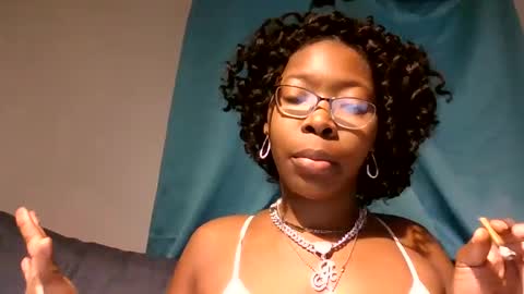 Snapshot of sista_souljagirl chatting on January 2025 08:42:01 PM Sista souljagirl online show from January 2025 08:42:01 PM