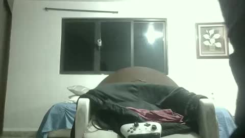 Snapshot of skanky_little_dolls chatting on October 2025 12:00:01 AM skanky_little_dolls online show from October 2025 12:00:01 AM