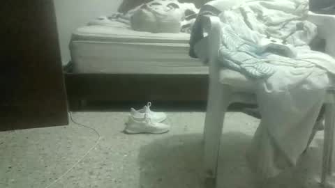 Snapshot of skanky_little_dolls chatting on January 2026 07:22:01 AM skanky_little_dolls online show from January 2026 07:22:01 AM