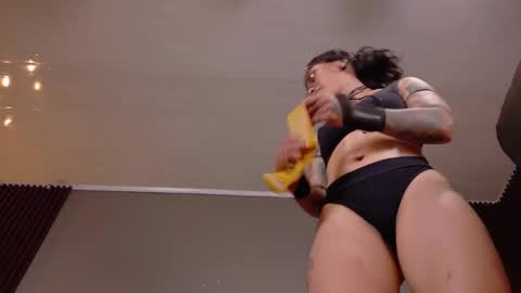 skarlet_petit online show from January 2025 08:33:01 PM