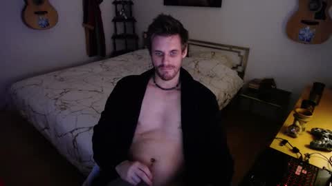 Snapshot of skatejocke chatting on November 2025 11:48:01 PM skatejocke online show from November 2025 11:48:01 PM