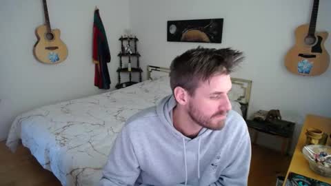 Snapshot of skatejocke chatting on November 2025 10:05:01 AM skatejocke online show from November 2025 10:05:01 AM