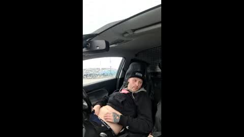 skateruncut online show from February 2026 02:05:02 PM