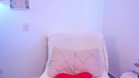 Snapshot of skeeter_cb chatting on May 2026 04:48:02 PM Skeete CHRISTMAS SHOW THIS DECEMBER 24 CHECK OUT MY AMAZON LIST AND MAKE ME HAPPY online show from May 2026 04:48:02 PM