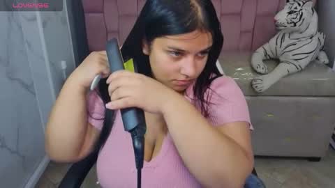 Skarlet online show from December 2025 12:54:01 PM