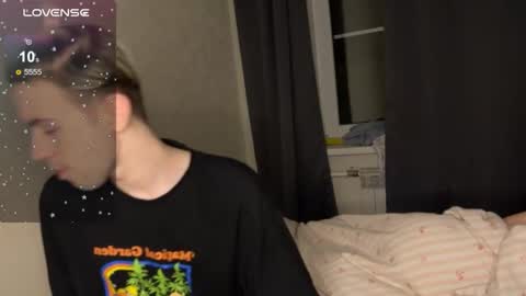 Snapshot of skibatryanka chatting on March 2026 01:34:01 AM SKIBA online show from March 2026 01:34:01 AM