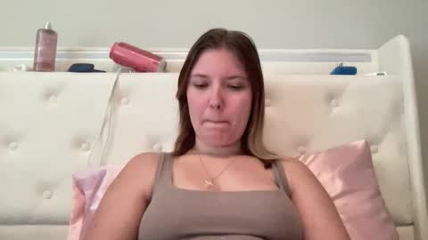 skiimaskabby online show from April 2026 06:38:01 PM