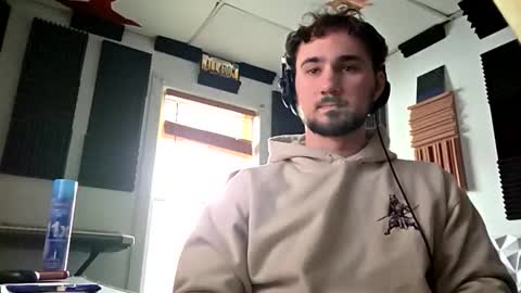 skimaskcouple89108 online show from February 2026 09:54:01 PM