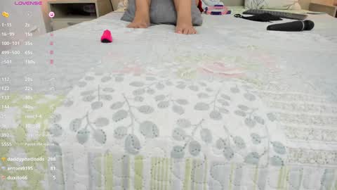 Snapshot of skinny_isabela chatting on January 2025 02:32:01 PM Isabela online show from January 2025 02:32:01 PM