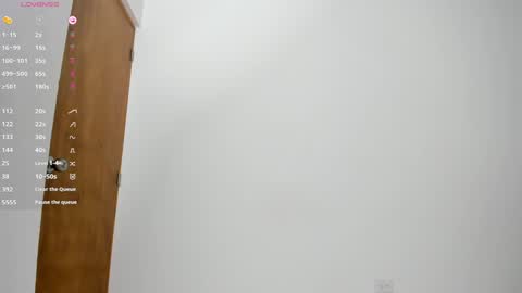 Snapshot of skinny_isabela chatting on February 2025 11:20:01 AM Isabela online show from February 2025 11:20:01 AM