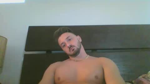 Snapshot of skinnyguylongdick1 chatting on March 2025 12:33:02 AM skinnyguylongdick1 online show from March 2025 12:33:02 AM