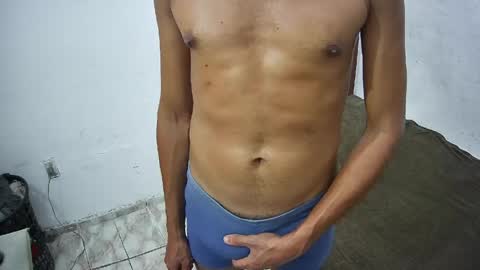 Skinny Latin Man online show from April 2026 02:49:02 AM