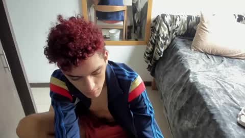 skinnypipe15 online show from October 2025 03:56:02 PM