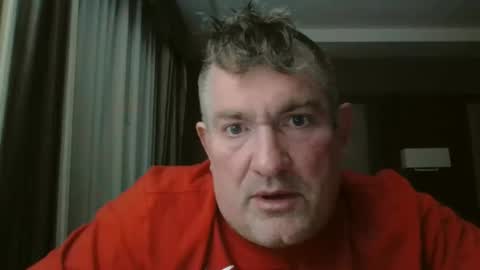 Snapshot of skinsmontana chatting on March 2026 11:41:01 PM skinsmontana online show from March 2026 11:41:01 PM